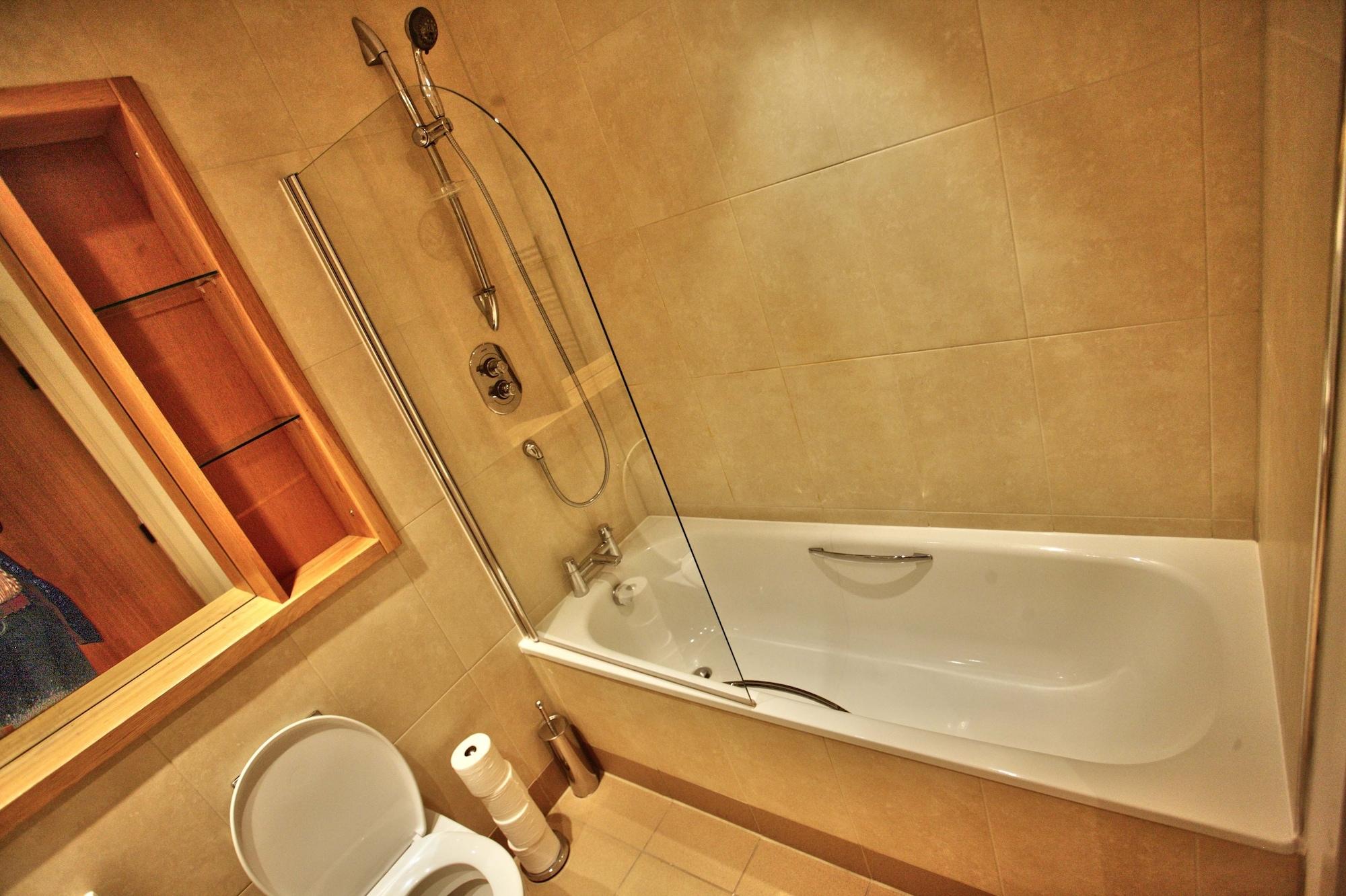 Quay Apartments Leeds Лийдс Екстериор снимка