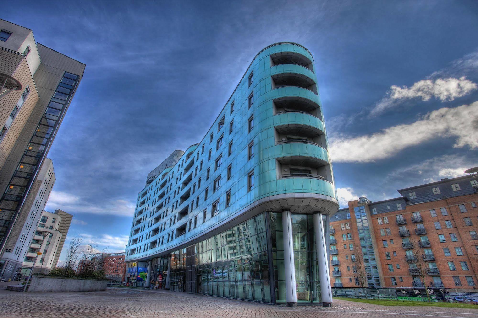 Quay Apartments Leeds Лийдс Екстериор снимка